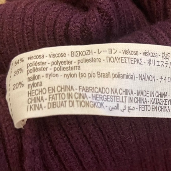 Zara Woman’s Mock Neckline Knit Sweater Size: Medium Preloved - Picture 6 of 8